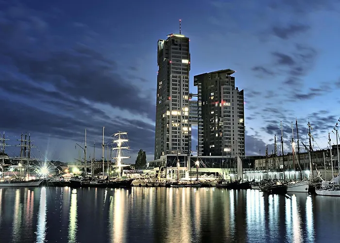 Sea Towers Lägenhet